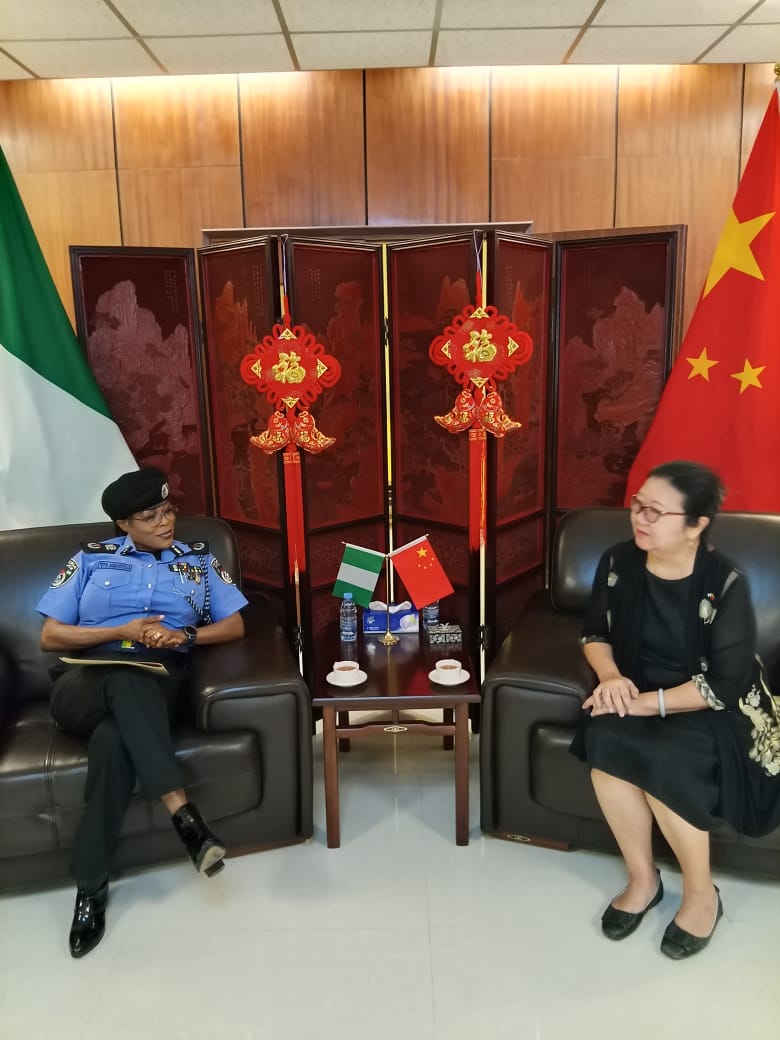 Commissioner of Police, Ports Authority Police (Western) Command, Pays Courtesy Visit to Chinese Consulate in Lagos