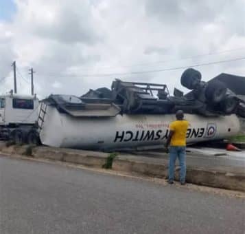 Lagos Narrowly Escapes Disaster as 45,000-Litre Petrol Tanker Overturns